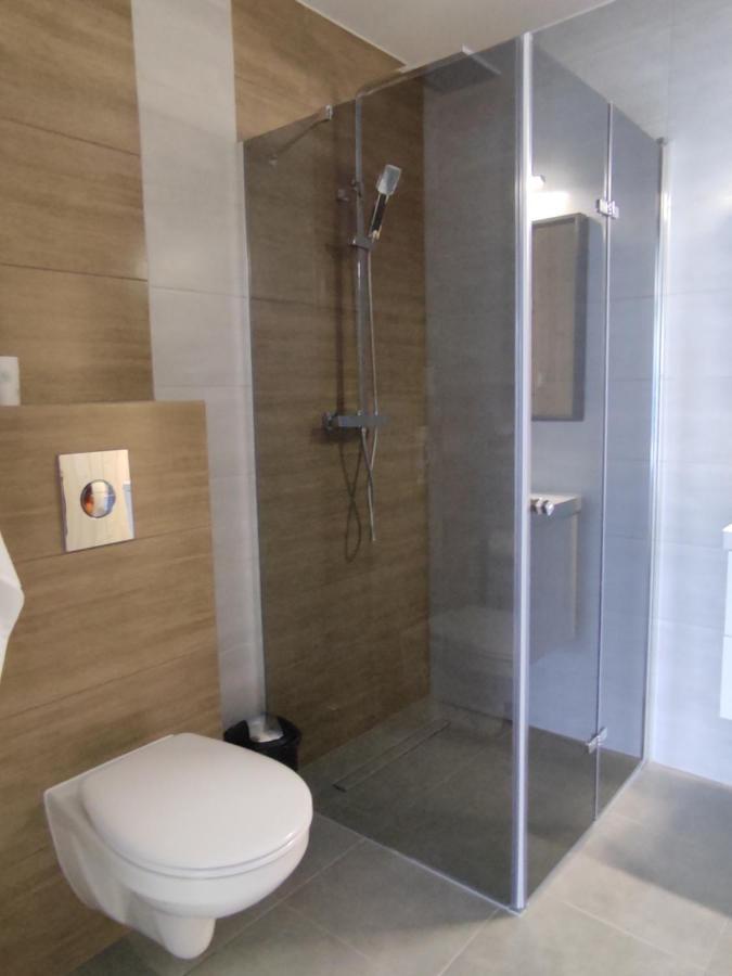 Appartement Trzy Male Drzewka à Wielka Wies  Extérieur photo