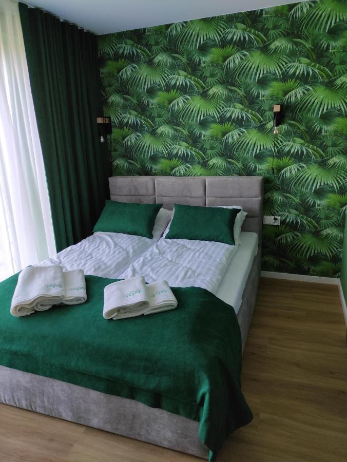 Appartement Trzy Male Drzewka à Wielka Wies  Extérieur photo