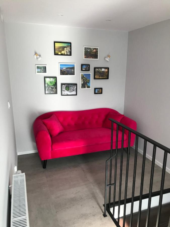 Appartement Trzy Male Drzewka à Wielka Wies  Extérieur photo